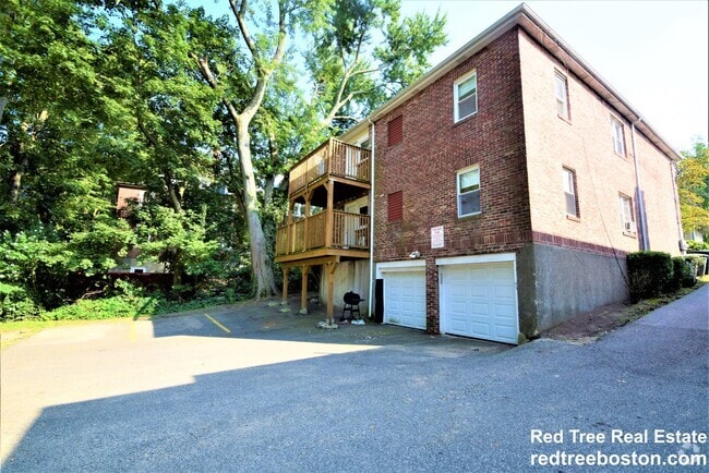 Building Photo - 11 Undine Rd Unit 1 Rental