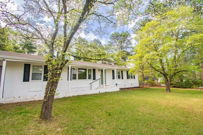 Photo - Coming Soon! 4 Bedroom 2 Bathroom Home: Pets Okay!