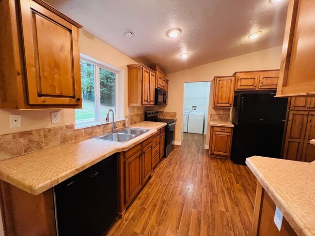 Photo - Gorgeous 3 bedroom 2 bathroom house -Amboy School District