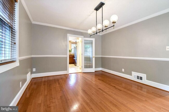 Photo - 8112 Eastern Ave NW