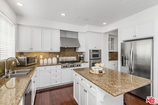 Photo - 6021 Dawn Crk