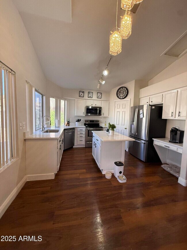 Photo - 8868 W Greer Ave