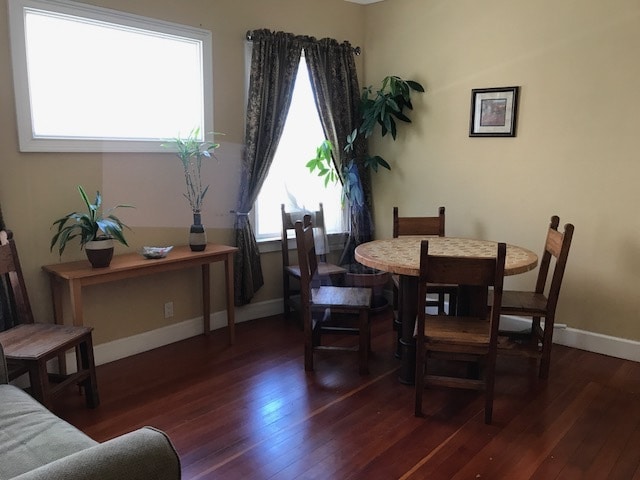 Photo - 1234 Union St