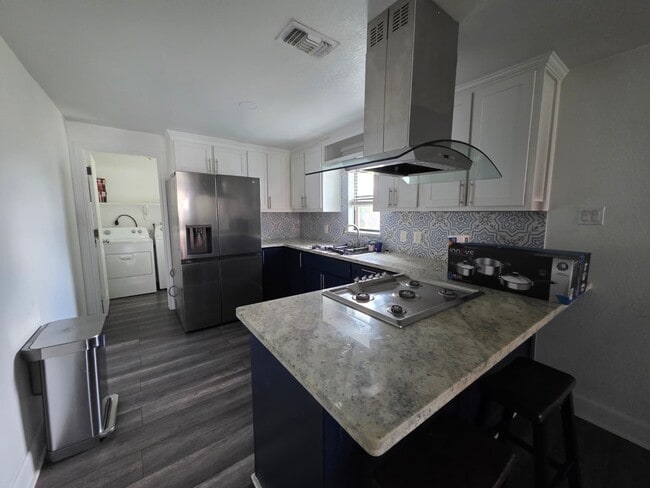 Photo - 10015 Porto Rico Rd