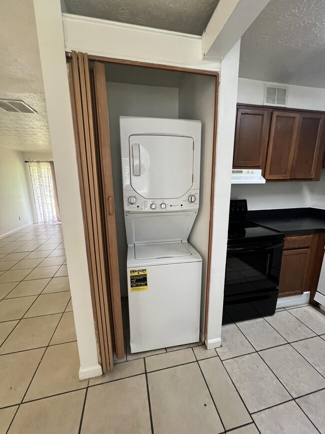 Photo - 2020 Continental Ave