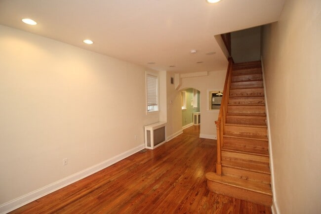 Photo - Exceptional Upper Fells 2bd/2ba End Rowhome w/ CAC & Rooftop Deck!--Available 7/15