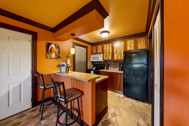 Photo - Beautiful turnkey furnished 1- Bedroom 1-bath condo at Fairway Terrace