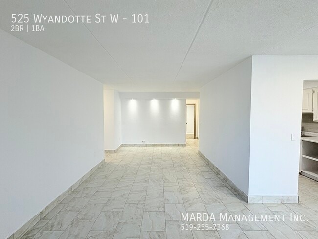 Photo - SPACIOUS 2 BED/1 BATH APT ON WYANDOTTE & BRUCE INCLUSIVE W/$50 CAP! Unit 101