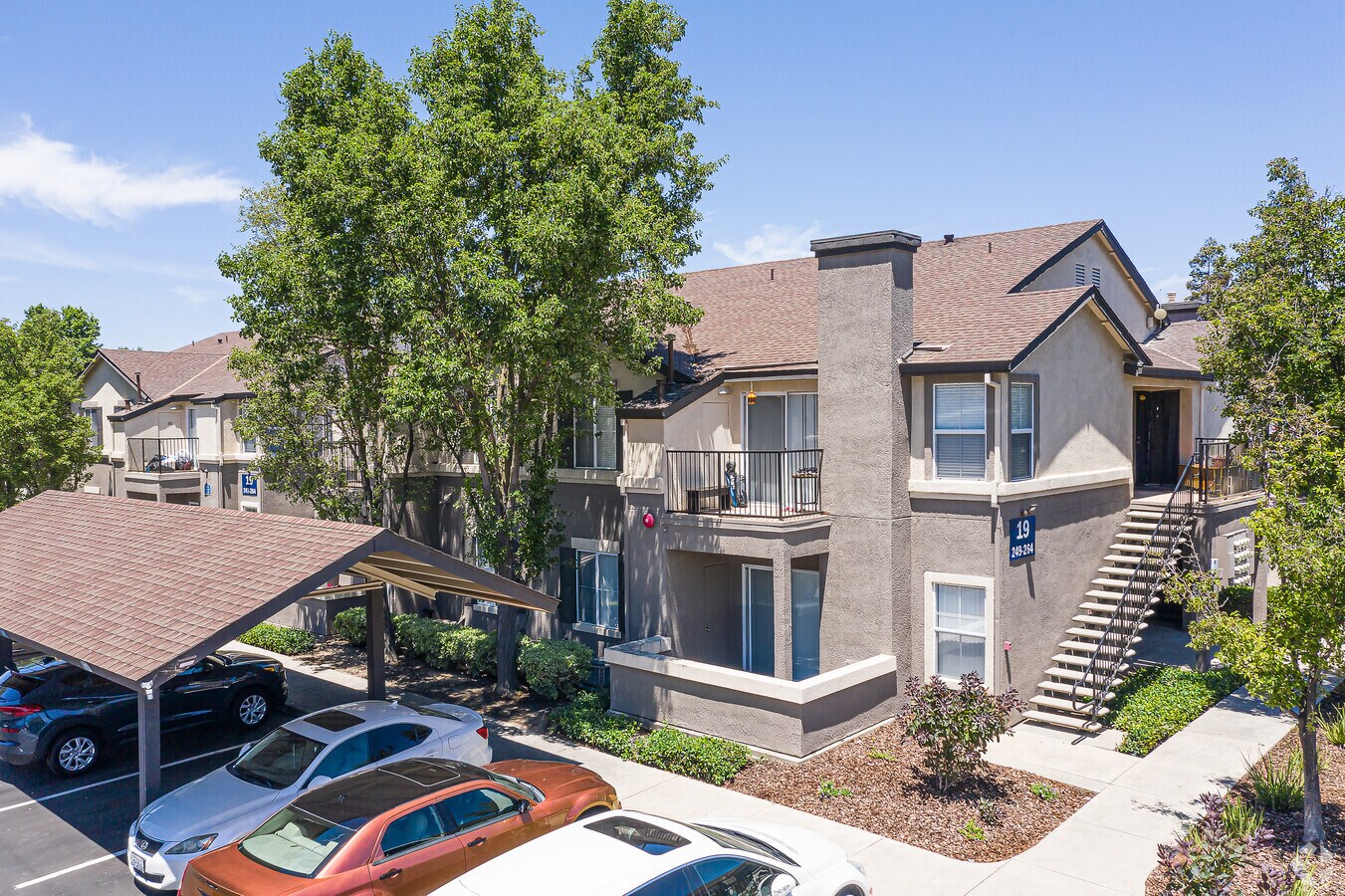 somerfield at lakeside apartments for rent in elk grove ca forrent com