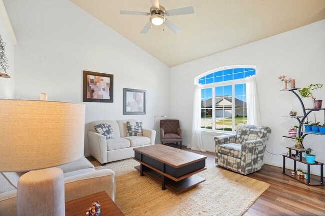 Photo - 235 Lockmoor Ave