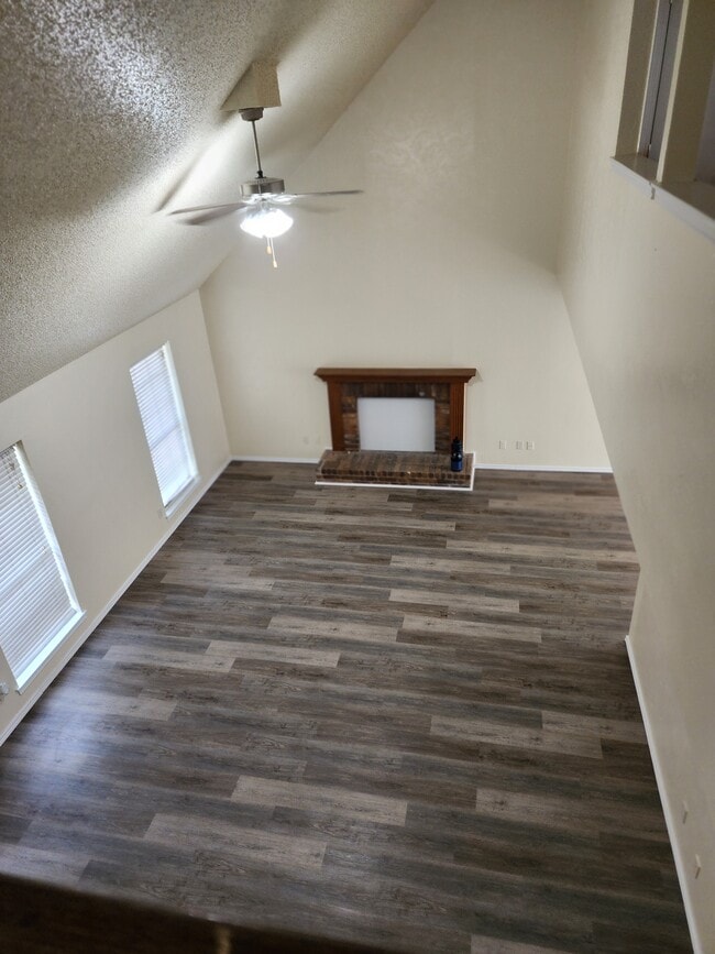 Photo - 911 Wellridge Dr