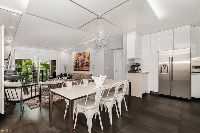 Photo - 2 br, 2 bath Condo - 17145 N Bay Rd Apt 4106 Unit Apt 4106