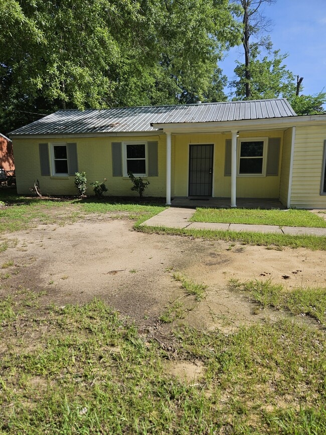 Building Photo - 122 Collinwood Ave Rental
