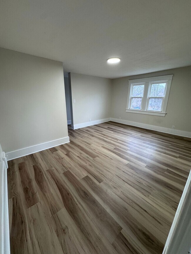 Photo - Sumner Apartments