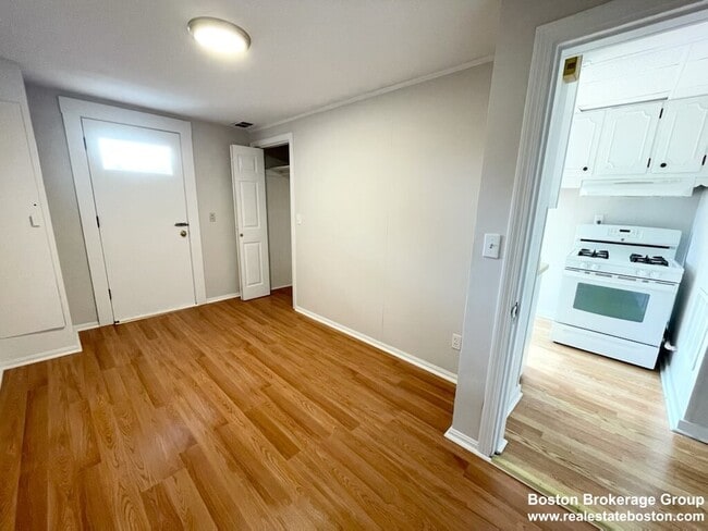 Photo - 107 Buttonwood St Unit 2