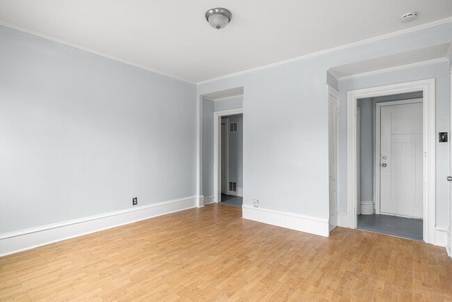 Photo - 10 Sycamore St Unit 2