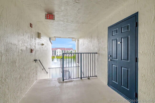 Photo - 920 Villa Cir
