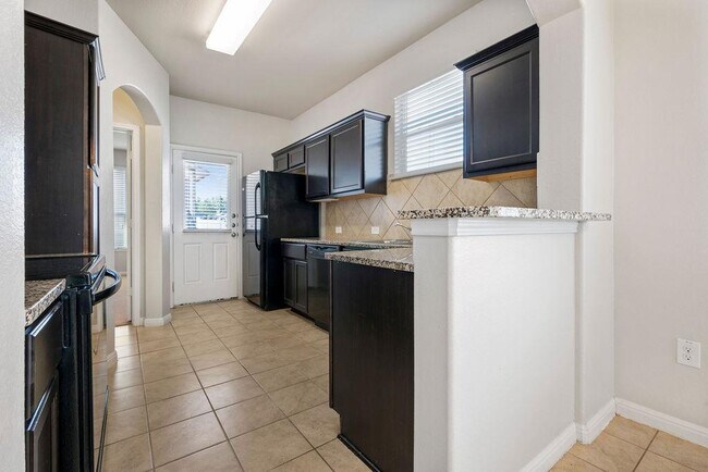 Photo - 711 Katmai Cir