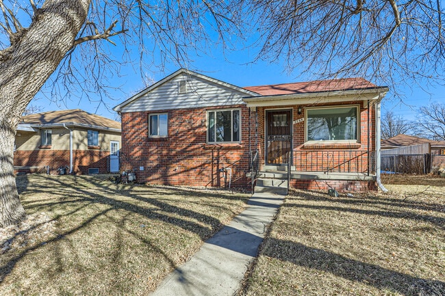 Photo - 3264 Niagara St