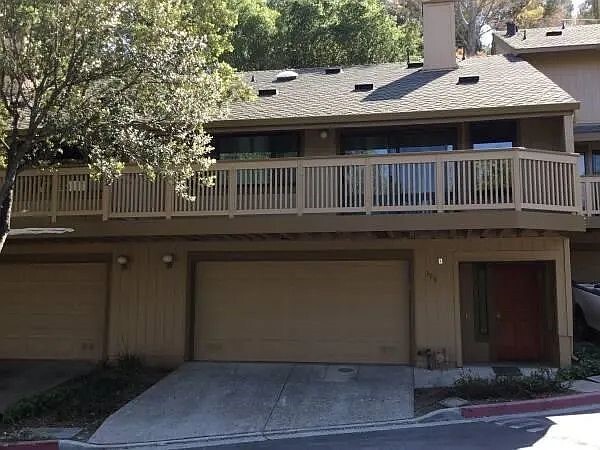 Home with 2 Car Garage - 133 Spyglass Hill Rd Townhome