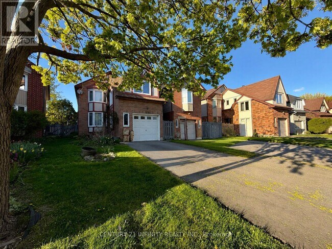 Photo - 979 Redbird Crescent