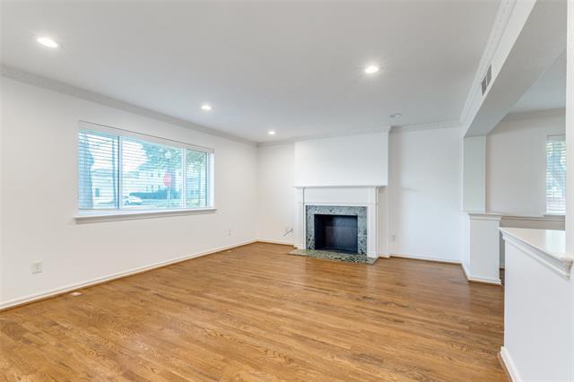 Photo - 6201 Worth St