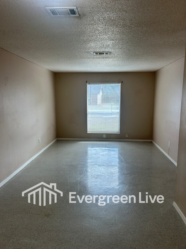 Photo - 50 Callan Ct