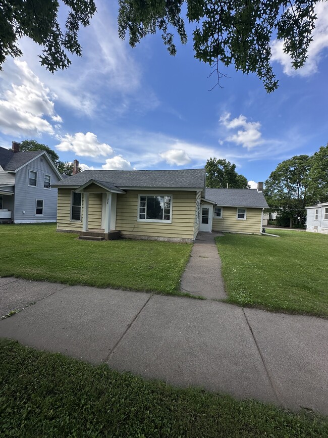 Photo - 528 Niagara St Unit 528