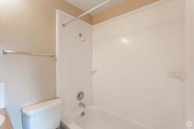 1BR, 1BA - 480 SF (Low Res) - 507 E Nora Ave
