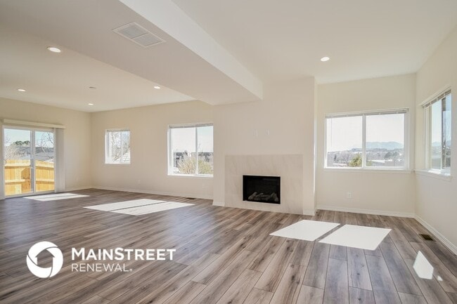 Building Photo - 4409 Light View Rental