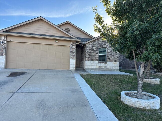 Photo - 3505 Stephans St