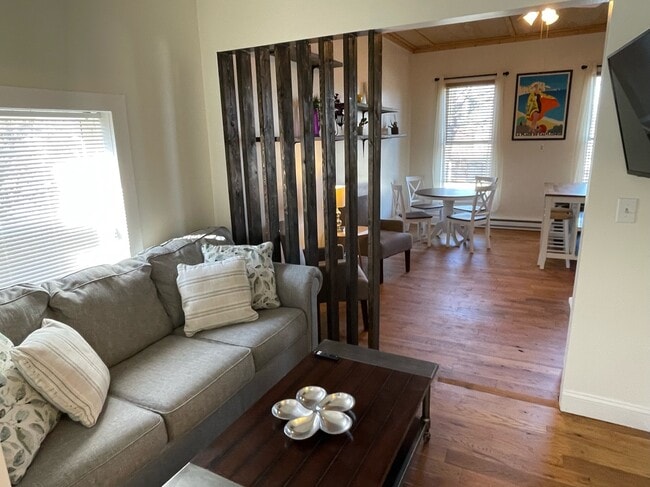 Photo - 620 N Limestone