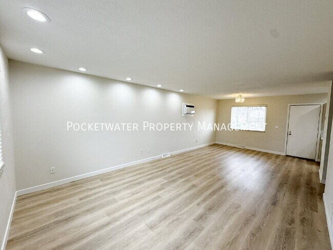 Photo - 10745 Miller Ct