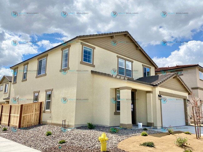 Photo - 4 Bedroom 3 Bath Home On Corner Lot Home Near Sparks Galleria