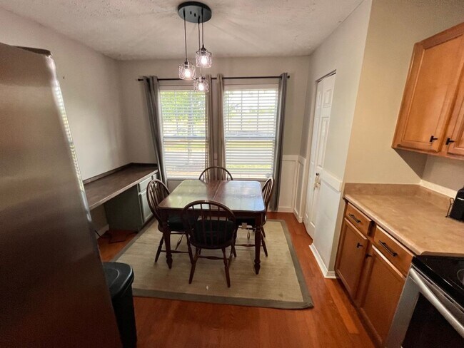 5976 Monroe Crossing