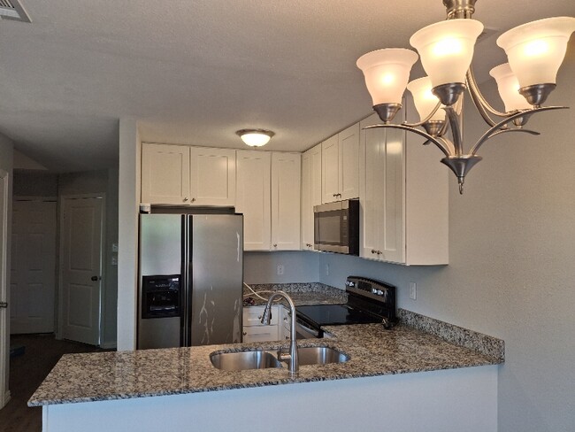 Building Photo - 4504-4506 Alamosa St Rental