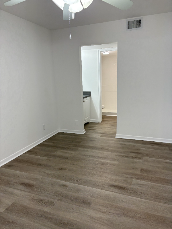 Photo - 2720 Forest Hills Blvd Apartment Unit 202
