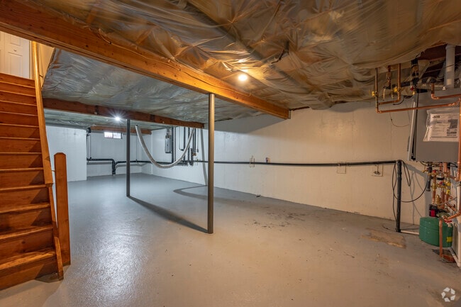 2BD, 2.5BA - 1,250SF - Westfield Glen - Basement