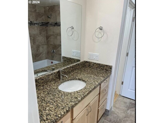 Photo - Bright and Airy Home with Stainless Steel Kitchen, Vaulted Ceilings & Washer + Dryer Unit #1436