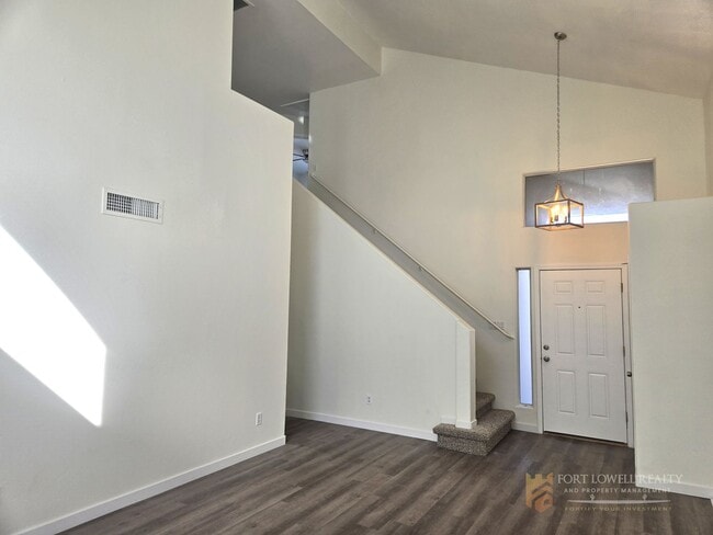 Photo - Fully remodeled, spacious 3 bed 2.5 bath, two-story home in Phoenix