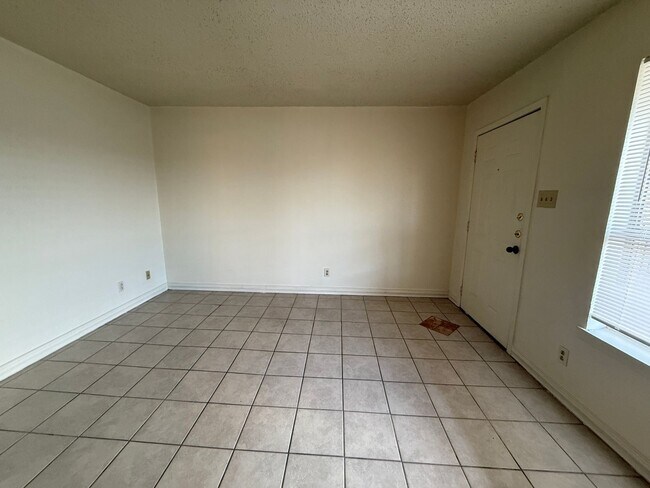 Photo - 3109 Atkinson Ave Unidad Apt 217