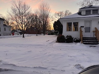 Vista frontal con lote lateral - 694 McAllister Ave