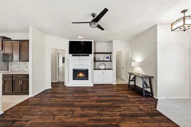 Photo - 9905 Cottontail Ln