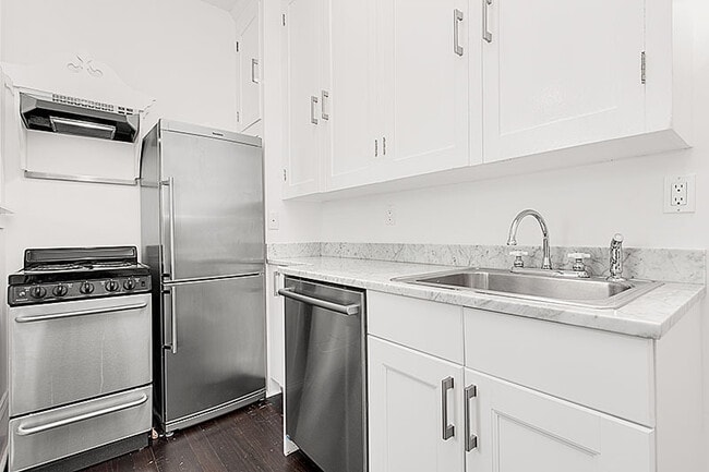 Photo - 1151 19th Ave E Unit #B