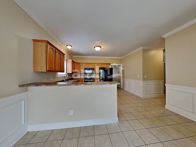 Photo - 5072 Republic Ave
