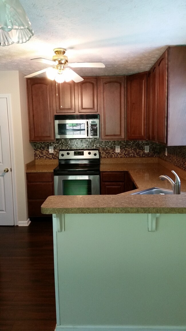 Photo - 4668 Eucalyptus Way