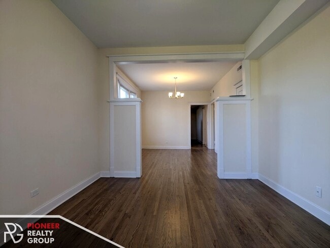 Photo - 2820 N Troy St Unit 3F