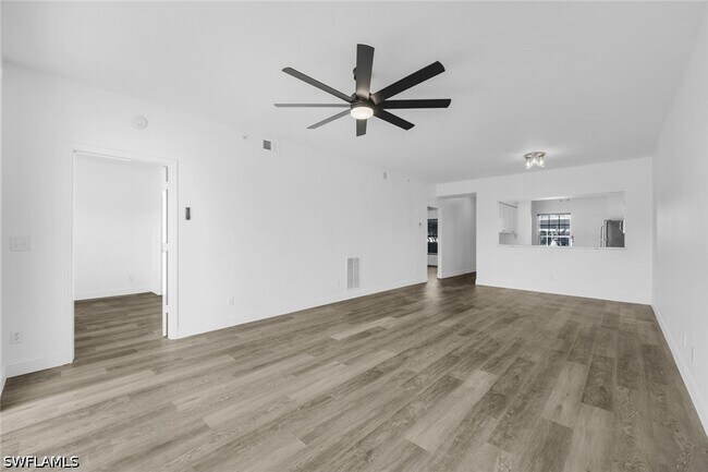 Photo - 3250 Cypress Glen Way Unit 402