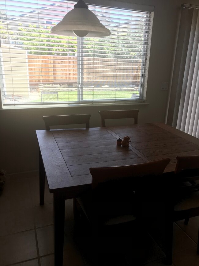 Photo - 8022 Mammoth Dr