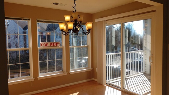 Dining room - 25910 Ridge Manor Dr Apartment Unit H